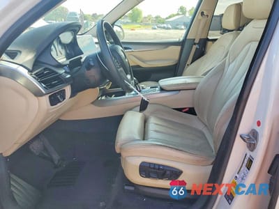Zdjęcie 7 z 13 samochodu: 2016 BMW X5 XDR40E VIN:5UXKT0C57G0S77051 - miniatura