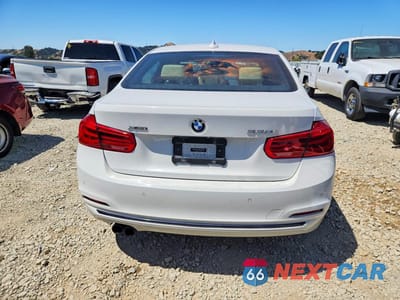 Zdjęcie 6 z 13 samochodu: 2018 BMW 330 XI VIN:WBA8D9C57JEM33061 - miniatura