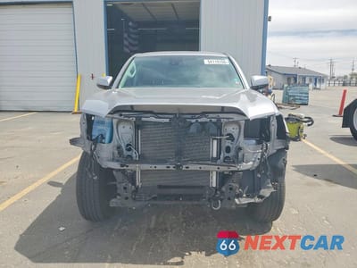 Piąte zdjęcie samochodu w środku: 2020 TOYOTA TACOMA SR5 V6 VIN:3TMCZ5AN7LM358112 - miniatura