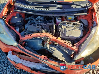 Zdjęcie 11 z 12 samochodu: 2012 TOYOTA PRIUS C FOUR VIN:JTDKDTB38C1005984 - miniatura