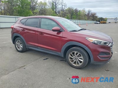 Czwarte zdjęcie samochodu z boku: 2018 HYUNDAI TUCSON SE VIN:KM8J2CA40JU631354 - miniatura