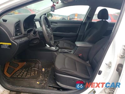 Zdjęcie 7 z 12 samochodu: 2018 HYUNDAI ELANTRA SEL VIN:5NPD84LF0JH230613 - miniatura