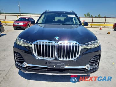 Piąte zdjęcie samochodu w środku: 2020 BMW X7 XDRIVE40I VIN:5UXCW2C08L9B58977 - miniatura