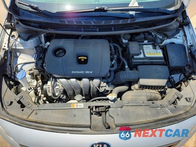 Zdjęcie 11 z 12 samochodu: 2018 KIA FORTE LX VIN:3KPFL4A7XJE195649 - miniatura