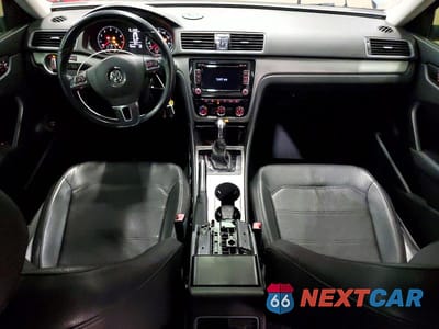 Zdjęcie 8 z 12 samochodu: 2014 VOLKSWAGEN PASSAT SE VIN:1VWBS7A3XEC035703 - miniatura
