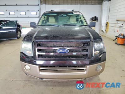 Piąte zdjęcie samochodu w środku: 2014 FORD EXPEDITION XLT VIN:1FMJU1J51EEF20061 - miniatura