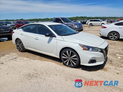Czwarte zdjęcie samochodu z boku: 2020 NISSAN ALTIMA SR VIN:1N4BL4CV9LC225766 - miniatura