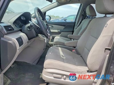 Zdjęcie 7 z 13 samochodu: 2015 HONDA ODYSSEY LX VIN:5FNRL5H24FB115972 - miniatura
