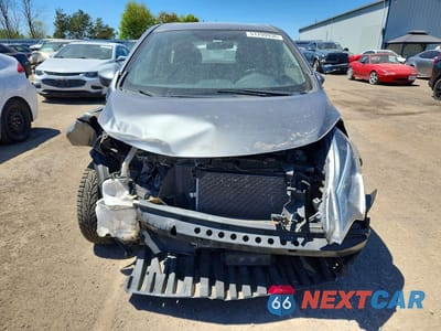 Piąte zdjęcie samochodu w środku: 2018 NISSAN VERSA NOTE SV 5DR VIN:3N1CE2CP6JL367446 - miniatura