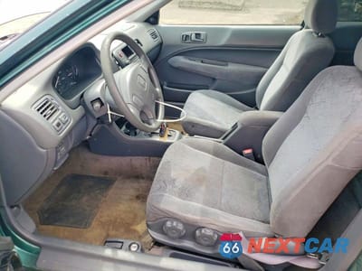 Zdjęcie 7 z 13 samochodu: 2000 HONDA CIVIC EX VIN:1HGEJ8247YL050326 - miniatura