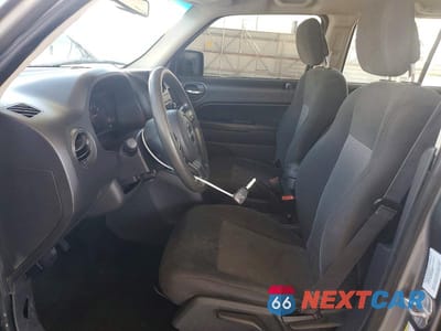 Zdjęcie 7 z 13 samochodu: 2013 JEEP PATRIOT SPORT VIN:1C4NJRBB6DD168200 - miniatura