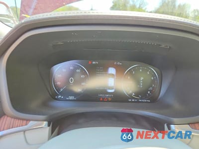 Zdjęcie 9 z 12 samochodu: 2019 VOLVO S60 T6 INSCRIPTION VIN:7JRA22TL1KG013013 - miniatura