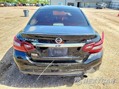 Zdjęcie 6 z 12 samochodu: 2017 NISSAN ALTIMA 2.5 SR VIN:1N4AL3AP5HC287330 - miniatura