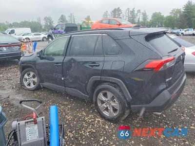 Drugie zdjęcie samochodu z przodu: 2025 TOYOTA RAV4 XLE VIN:JTMP1RFV2SJ045473 - miniatura