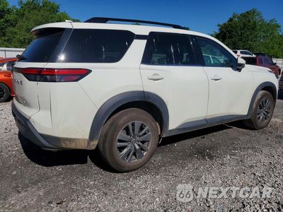 Trzecie zdjęcie samochodu z tyłu: 2023 NISSAN PATHFINDER SV VIN:5N1DR3BAXPC236920 - miniatura