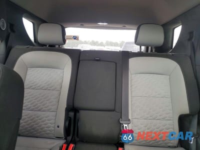 Zdjęcie 10 z 13 samochodu: 2019 CHEVROLET EQUINOX VIN:2GNAXHEV7K6274770 - miniatura