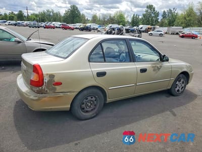Trzecie zdjęcie samochodu z tyłu: 2002 HYUNDAI ACCENT GL VIN:KMHCG45C42U389901 - miniatura