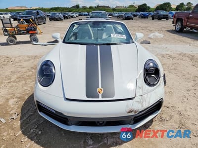Piąte zdjęcie samochodu w środku: 2024 PORSCHE 911 CARRERA VIN:WP0CA2A96RS238651 - miniatura