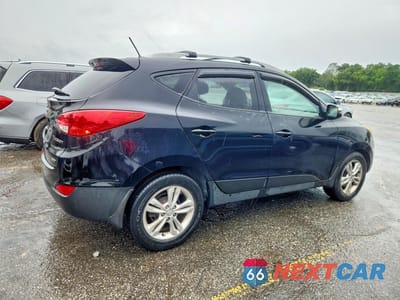 Trzecie zdjęcie samochodu z tyłu: 2013 HYUNDAI TUCSON GLS VIN:KM8JUCAC3DU680067 - miniatura