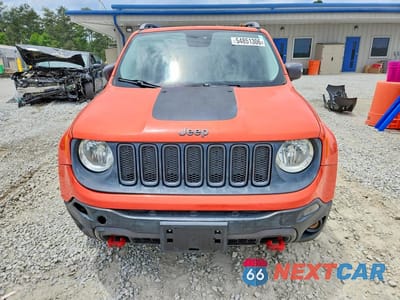 Piąte zdjęcie samochodu w środku: 2015 JEEP RENEGADE VIN:ZACCJBCT6FPC45559 - miniatura