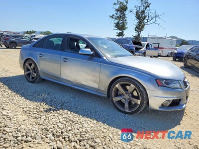 Czwarte zdjęcie samochodu z boku: 2011 AUDI S4 PRESTIGE VIN:WAUKGAFL8BA159273 - miniatura