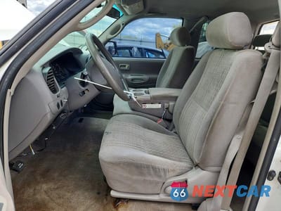 Zdjęcie 7 z 12 samochodu: 2003 TOYOTA TUNDRA ACCESS CAB SR5 VIN:5TBRT34153S366839 - miniatura