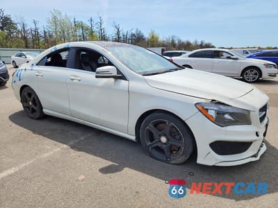 Czwarte zdjęcie samochodu z boku: 2014 MERCEDES-BENZ CLA 250 4MATIC VIN:WDDSJ4GB5EN154997 - miniatura