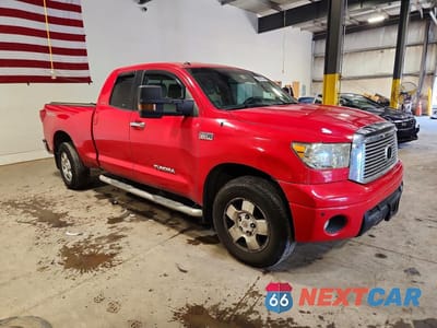 Czwarte zdjęcie samochodu z boku: 2011 TOYOTA TUNDRA DOUBLE CAB LIMITED VIN:5TFBY5F17BX208692 - miniatura