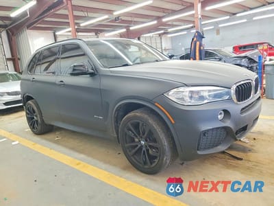 Czwarte zdjęcie samochodu z boku: 2018 BMW X5 XDRIVE35I VIN:5UXKR0C55JL070517 - miniatura