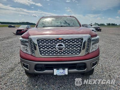 Piąte zdjęcie samochodu w środku: 2018 NISSAN TITAN PLATINUM RESERVE VIN:1N6AA1E59JN548382 - miniatura