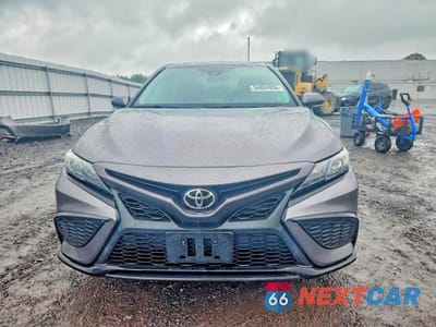 Piąte zdjęcie samochodu w środku: 2021 TOYOTA CAMRY SE VIN:4T1G11AK6MU609153 - miniatura
