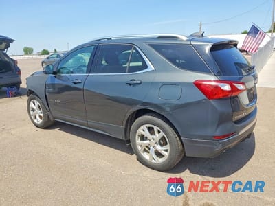 Drugie zdjęcie samochodu z przodu: 2018 CHEVROLET EQUINOX LT VIN:3GNAXKEX3JS607934 - miniatura