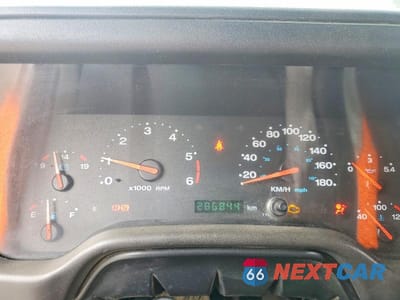 Zdjęcie 9 z 12 samochodu: 2002 JEEP WRANGLER / TJ SPORT VIN:1J4FA49S62P719289 - miniatura