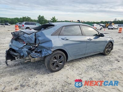 Trzecie zdjęcie samochodu z tyłu: 2023 HYUNDAI ELANTRA SEL VIN:KMHLM4AG6PU442218 - miniatura