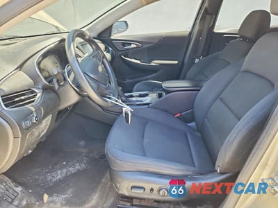 Zdjęcie 7 z 12 samochodu: 2016 CHEVROLET MALIBU LT VIN:1G1ZE5ST8GF183404 - miniatura