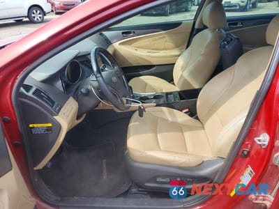 Zdjęcie 7 z 12 samochodu: 2012 HYUNDAI SONATA HYBRID VIN:KMHEC4A47CA054461 - miniatura