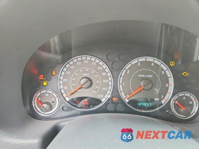 Zdjęcie 9 z 13 samochodu: 2005 JEEP LIBERTY LIMITED VIN:1J4GL58K55W586721 - miniatura