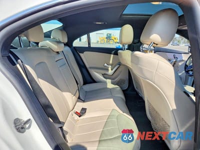 Zdjęcie 10 z 12 samochodu: 2021 MERCEDES-BENZ CLA 250 VIN:W1K5J4GB3MN177058 - miniatura