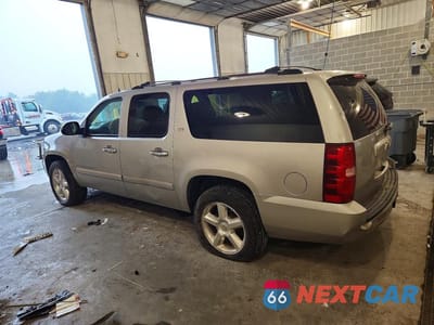 Drugie zdjęcie samochodu z przodu: 2007 CHEVROLET SUBURBAN C1500 VIN:3GNFC16J87G209796 - miniatura