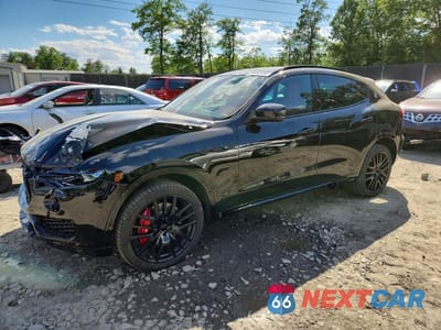 2017 MASERATI LEVANTE S SPORT ZN661YUS0HX234917 - główne zdjęcie licytacji z USA - miniatura
