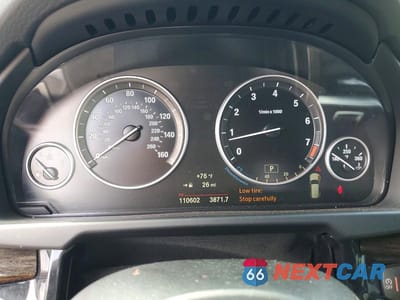 Zdjęcie 9 z 14 samochodu: 2015 BMW X5 SDRIVE35I VIN:5UXKR2C51F0H40667 - miniatura