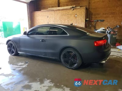 Drugie zdjęcie samochodu z przodu: 2010 AUDI S5 PREMIUM PLUS VIN:WAUGVAFR0AA039515 - miniatura