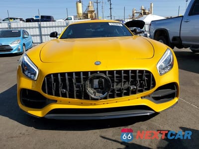 Piąte zdjęcie samochodu w środku: 2016 MERCEDES-BENZ AMG GT S VIN:WDDYJ7JAXGA008097 - miniatura