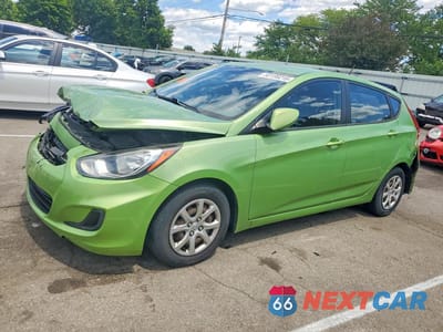 2013 HYUNDAI ACCENT GS KMHCT5AE2DU108903 - główne zdjęcie licytacji z USA - miniatura