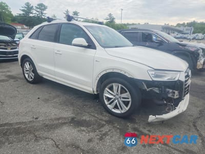 Czwarte zdjęcie samochodu z boku: 2018 AUDI Q3 PREMIUM VIN:WA1ECCFS9JR003221 - miniatura
