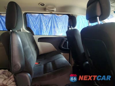 Zdjęcie 11 z 13 samochodu: 2017 DODGE GRAND CARAVAN SE VIN:2C4RDGBG0HR844068 - miniatura