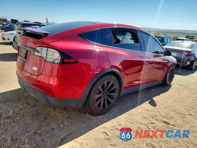 Trzecie zdjęcie samochodu z tyłu: 2023 TESLA MODEL X VIN:7SAXCBE67PF427429 - miniatura