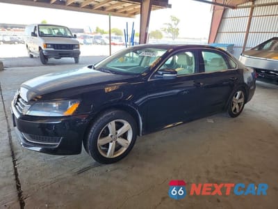 2015 VOLKSWAGEN PASSAT SE 1VWBV7A3XFC057788 - główne zdjęcie licytacji z USA - miniatura