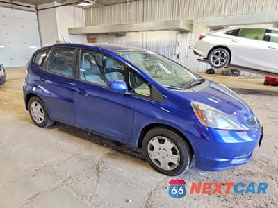 Czwarte zdjęcie samochodu z boku: 2013 HONDA FIT VIN:JHMGE8H37DC075195 - miniatura