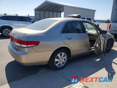 Trzecie zdjęcie samochodu z tyłu: 2003 HONDA ACCORD LX VIN:JHMCM56363C076582 - miniatura